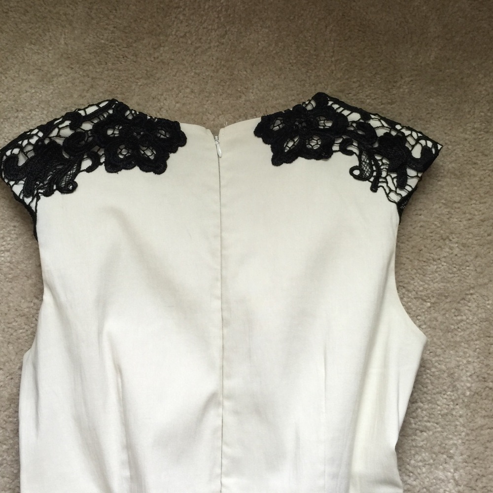 Paper Doll Dress (off white/cream) - Picture 3 of 4